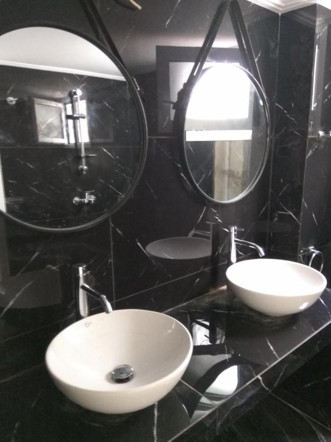 Nafpaktos Beach Luxury Suites Екстер'єр фото