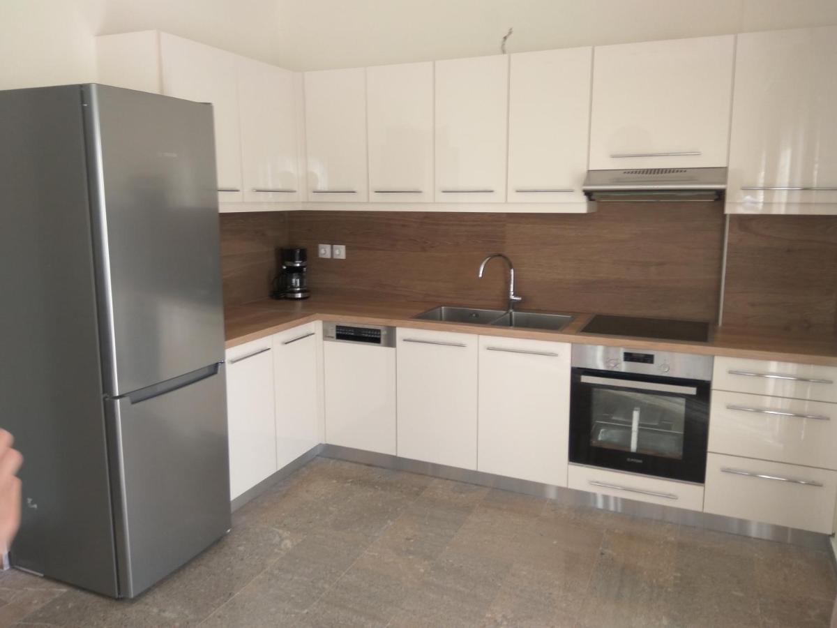 Nafpaktos Beach Luxury Suites Екстер'єр фото