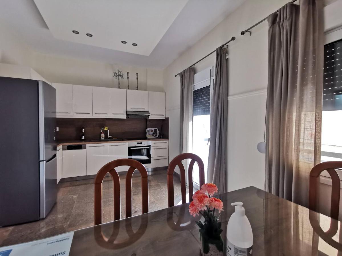 Nafpaktos Beach Luxury Suites Екстер'єр фото