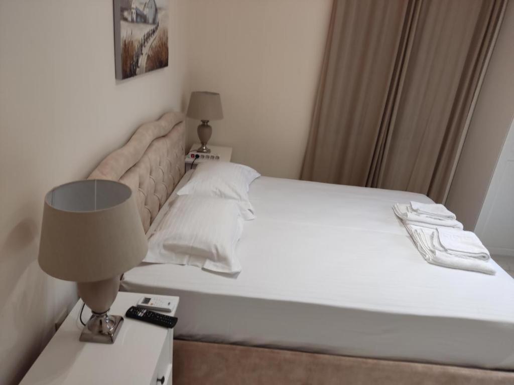 Nafpaktos Beach Luxury Suites Екстер'єр фото